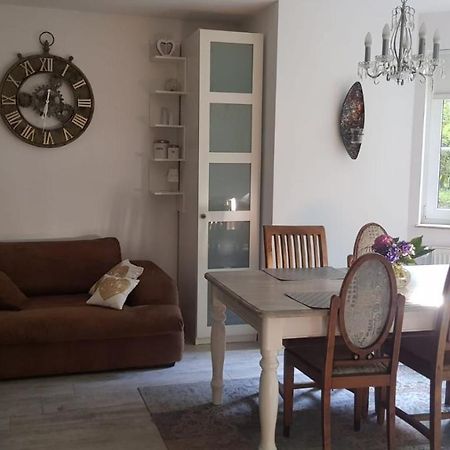 Zuhause In Grafrath Apartamento Solingen Exterior foto